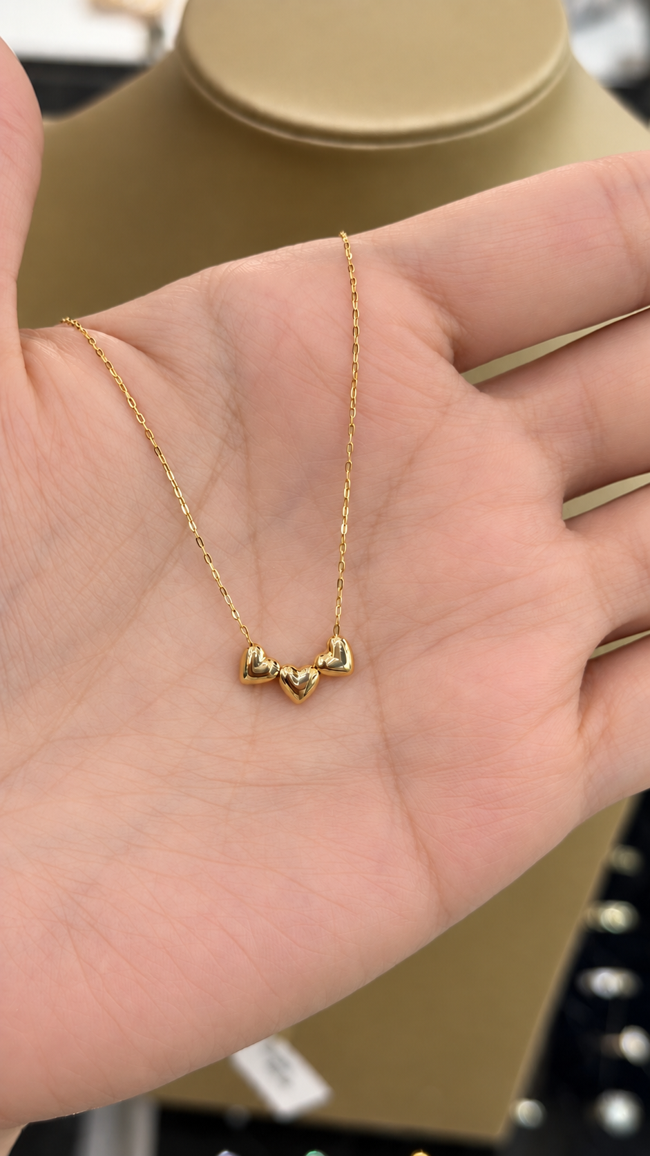 Collar Triple corazón