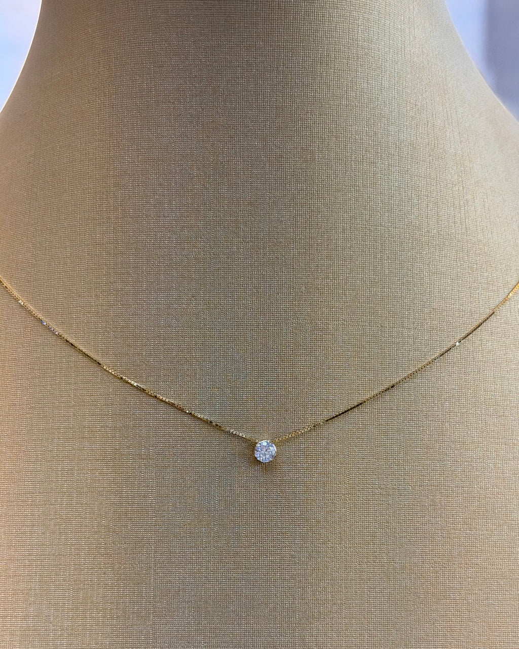Collar punto de luz