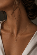 Collar de mujer cruz