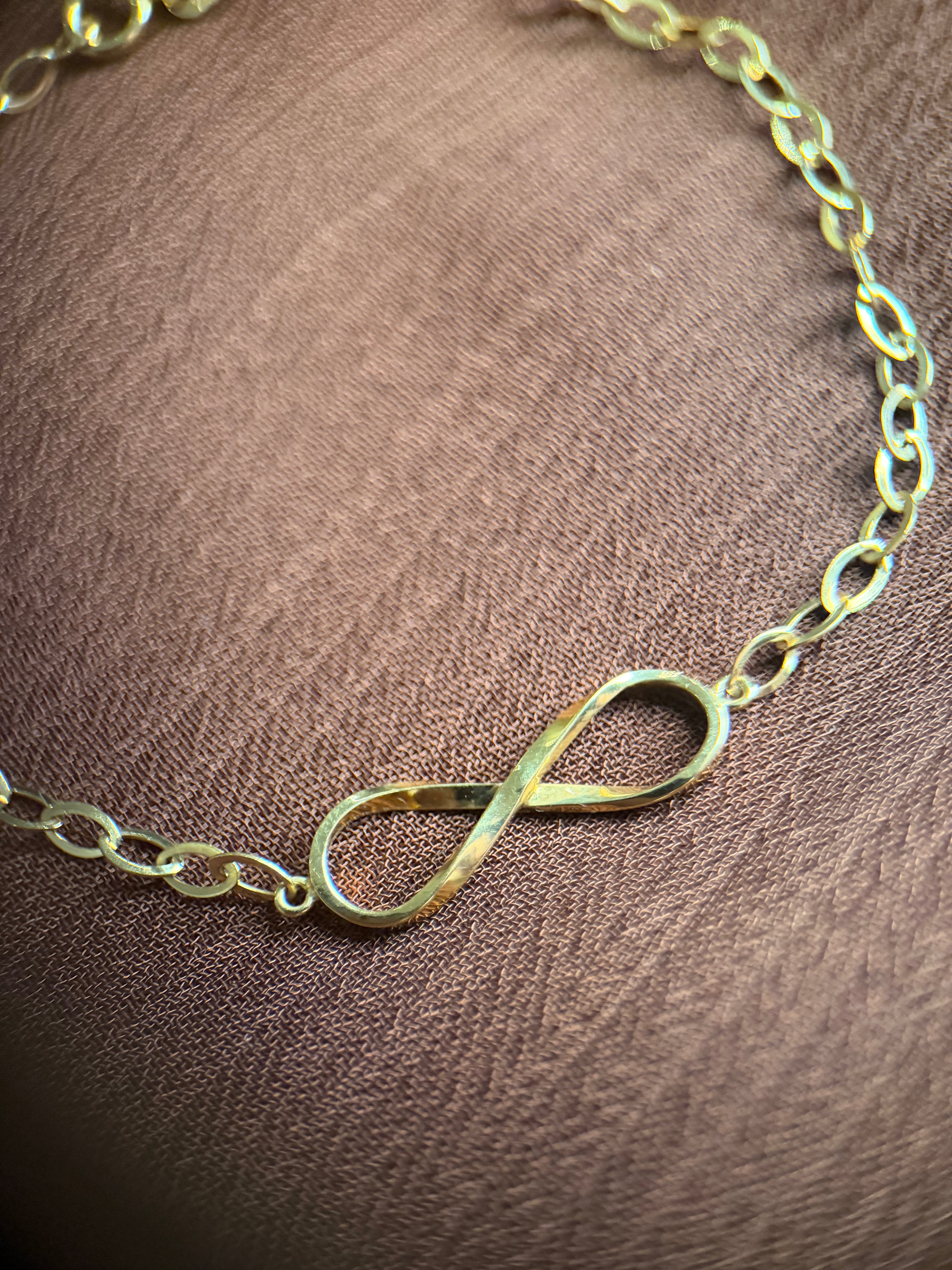 Pulsera Gold Infinity