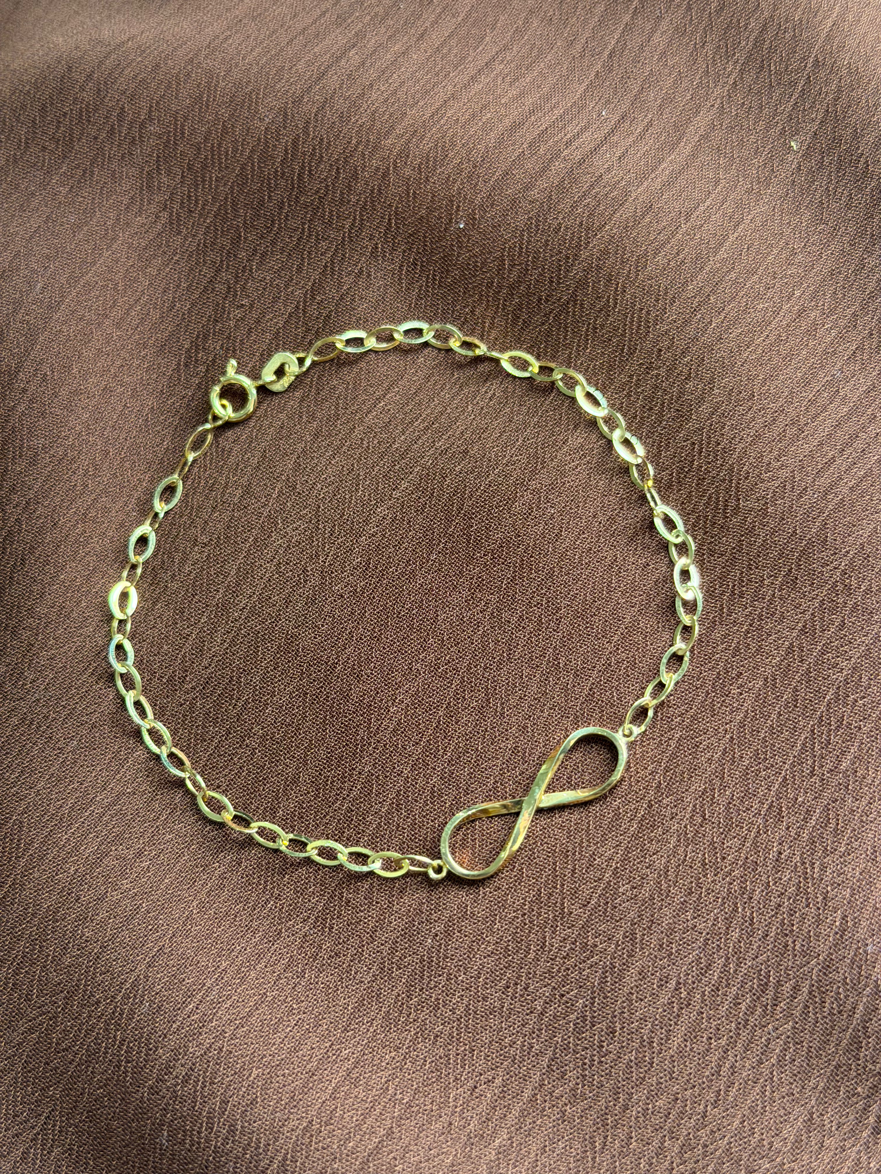 Pulsera Gold Infinity