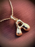 Collar Letra A Signature
