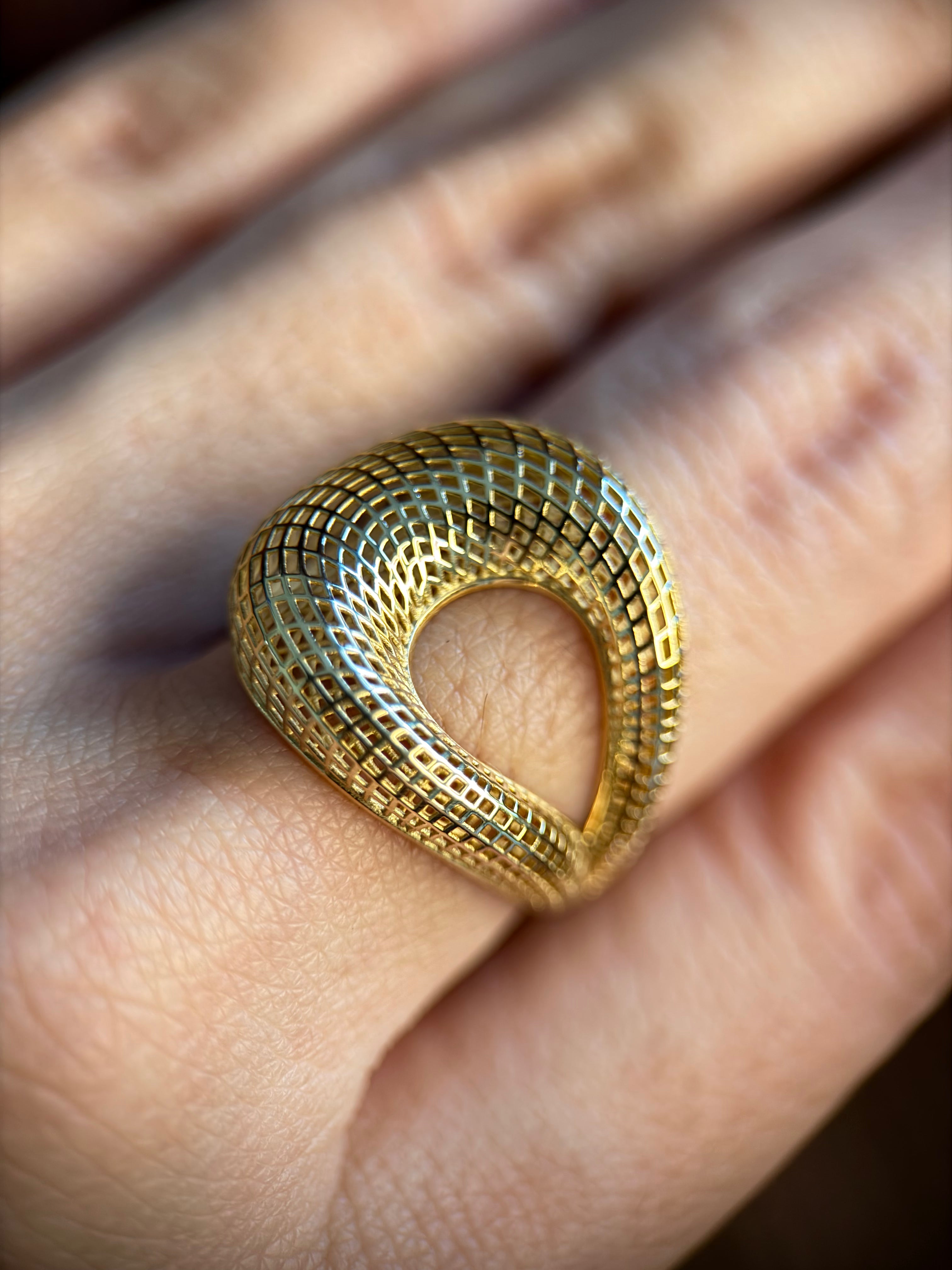 Anillo Vértice Dorado