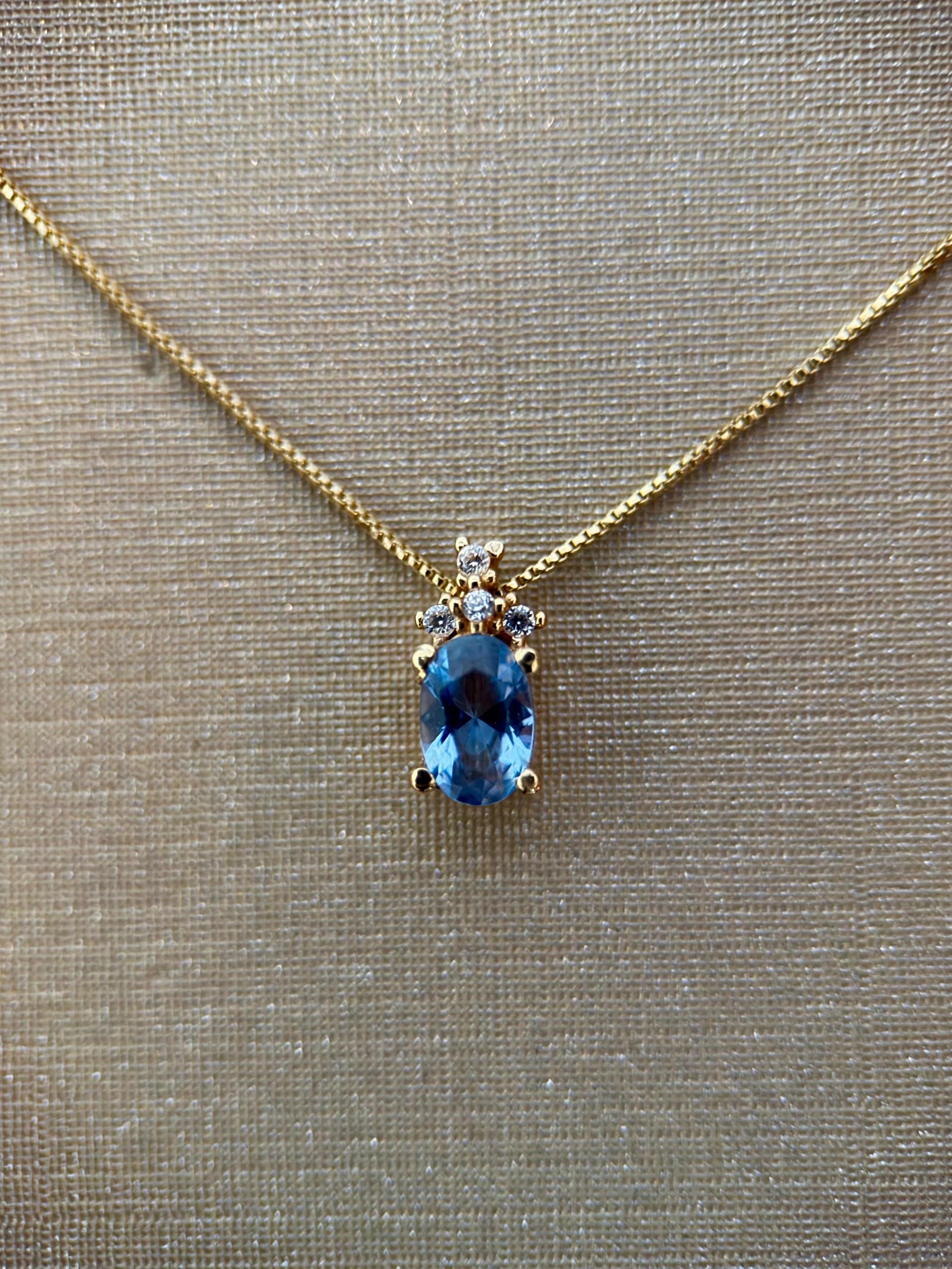 Collar Sky Royale
