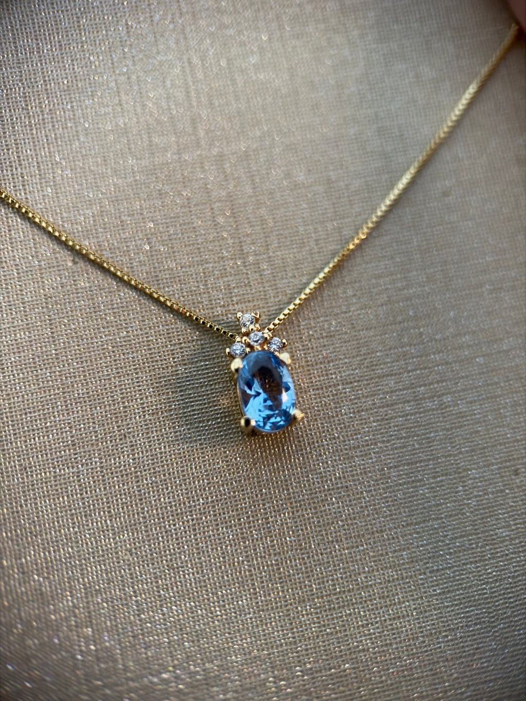 Collar Sky Royale