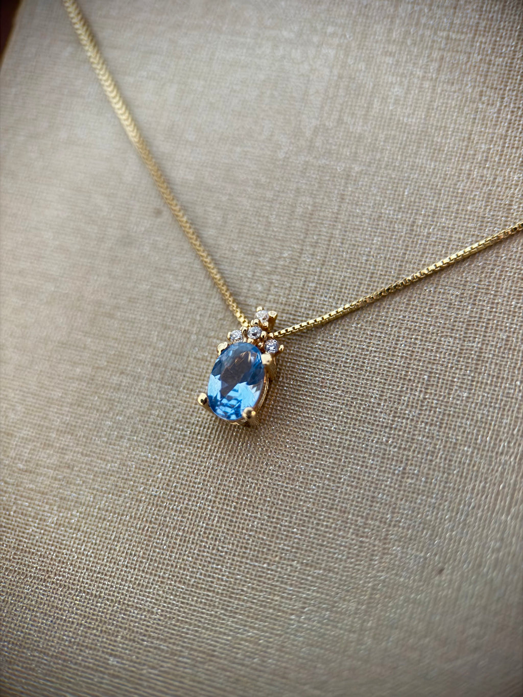Collar Sky Royale