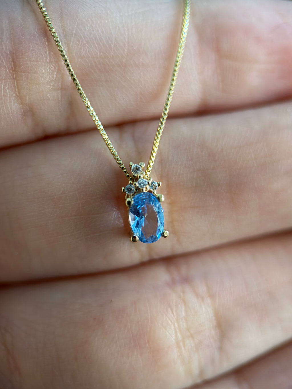 Collar Sky Royale