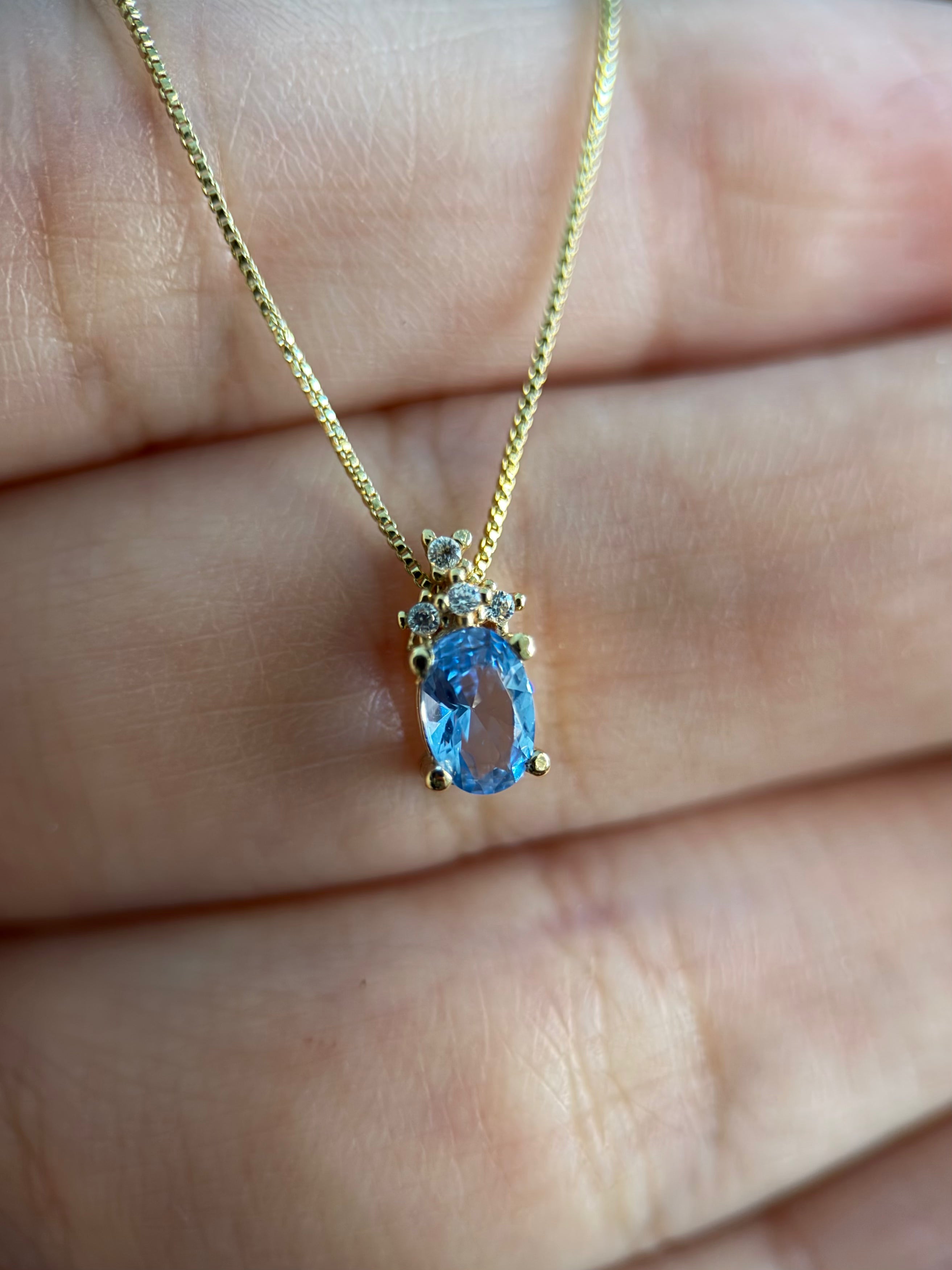 Collar Sky Royale