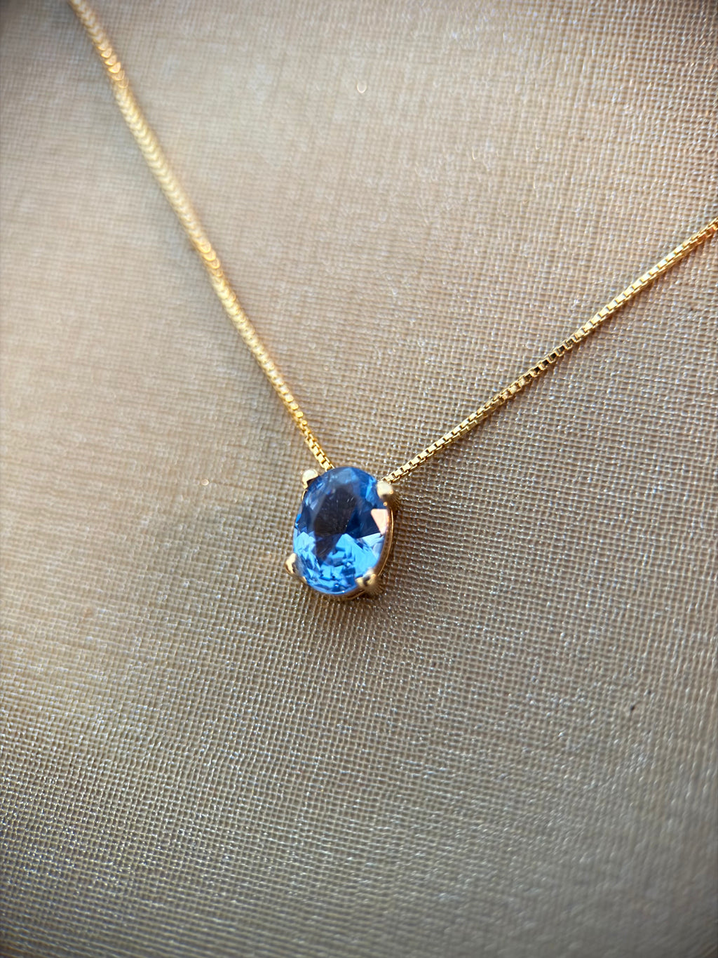 Collar Blue Élégance