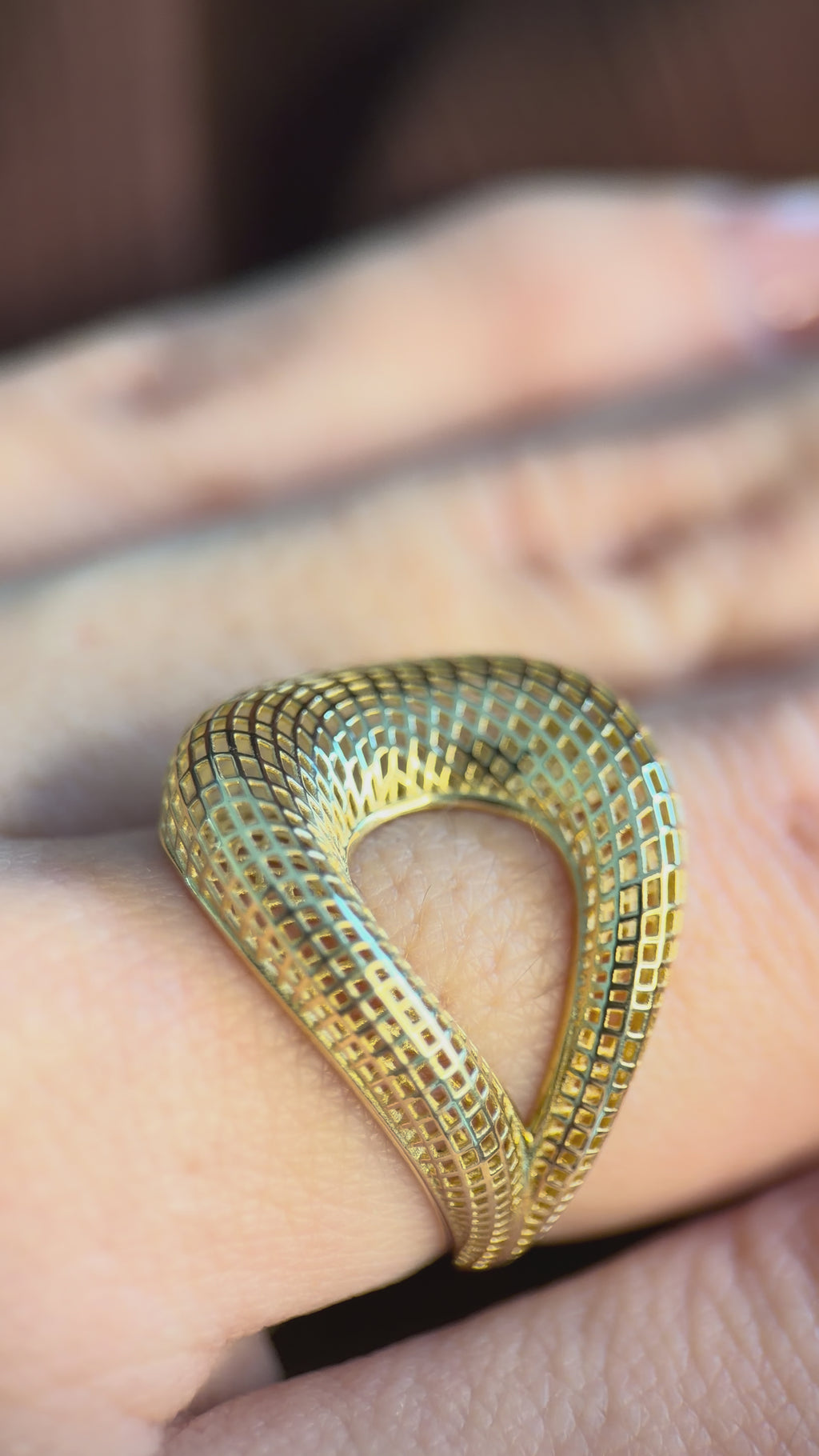 Anillo Vértice Dorado