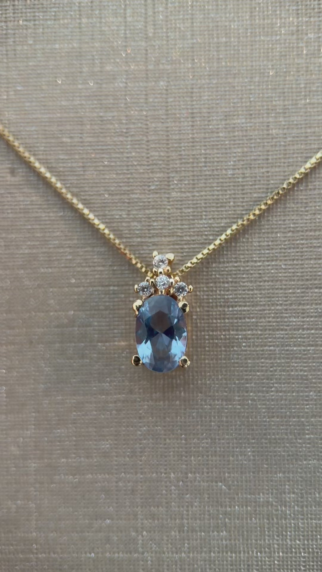 Collar Sky Royale