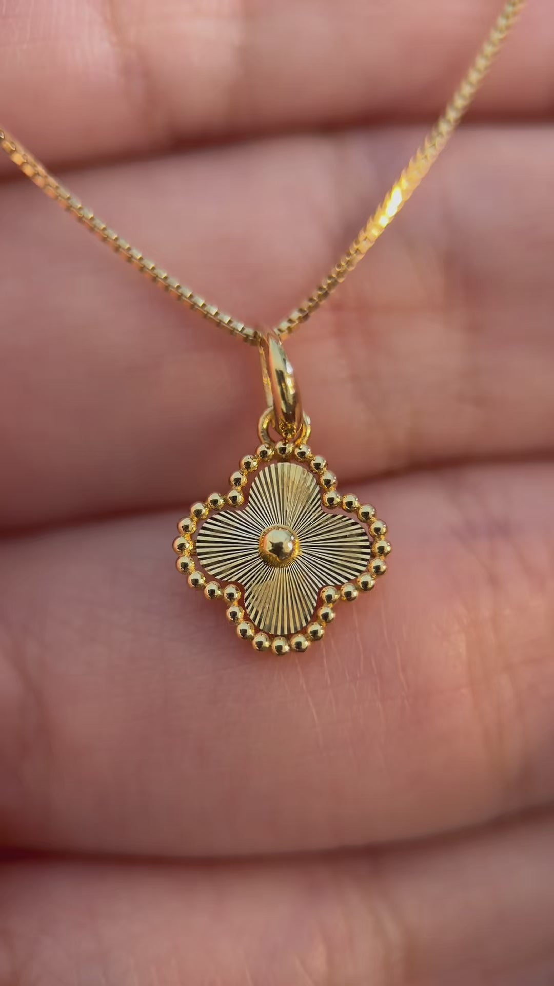 Collar Trébol Royal